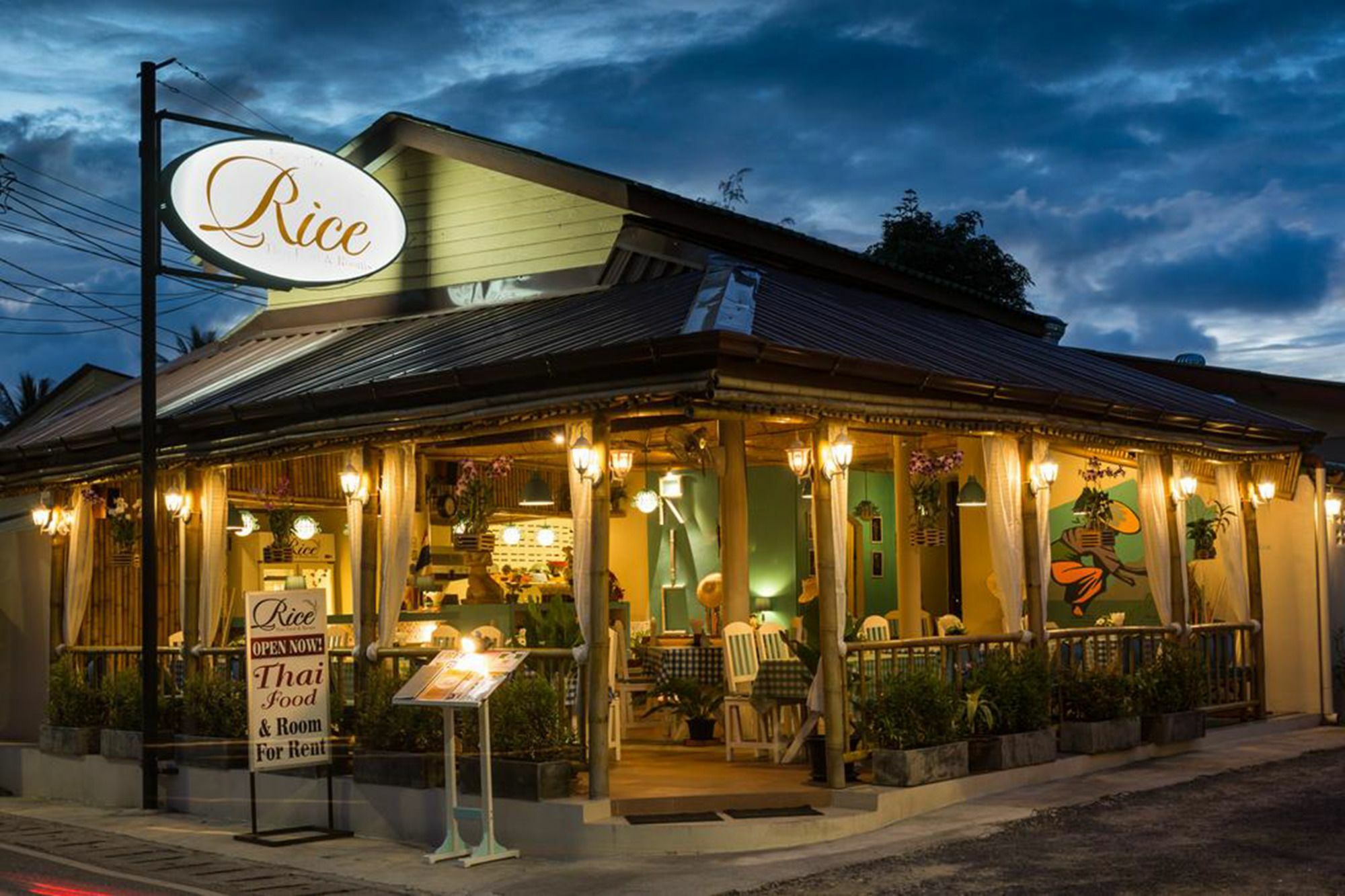 Rice Rooms And Restaurant Kata Beach  Exterior photo
